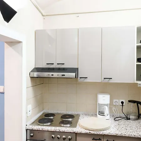 Old Town - 2br - Living - Sleeps 8 - Metro 1 Minute - Newly Renovated 아파트 *